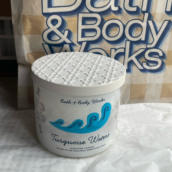 Bath & Body Works Other - Turquoise Waters Bath and Bodyworks 3wick candle
